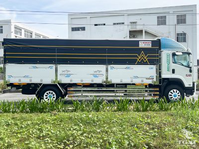 Xe tải Isuzu FVR34UE5 8 tấn, động cơ Diesel 6 xy-lanh, tiết kiệm nhiên liệu, phù hợp vận chuyển hàng dài tại Việt Nam.