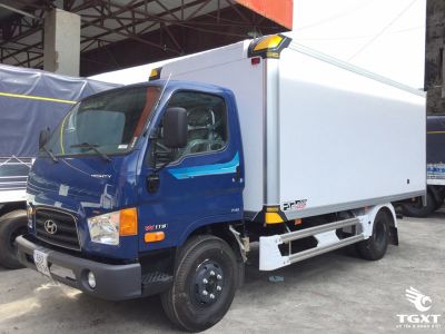 Xe tải Hyundai Mighty W11S 7 tấn thùng bảo ôn, động cơ Euro 5, vật liệu inox 3 lớp, phù hợp vận chuyển hàng hóa nhiệt độ nhạy.