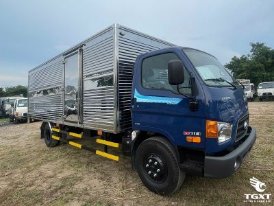 Xe tải Hyundai Mighty W11S 7 tấn thùng kín Euro 5, bền bỉ, tiết kiệm nhiên liệu, phù hợp vận chuyển hàng hóa đa dạng và hàng đông lạnh.