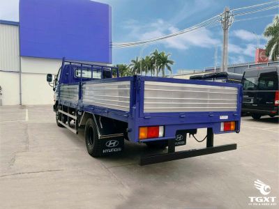 xe-tai-hyundai-mighty-w11s-thung-lung-euro5-2.jpg Xe tải Hyundai Mighty W11S 7 tấn thùng lững Euro 5, bền bỉ, tiết kiệm nhiên liệu, phù hợp vận chuyển đa dạng hàng hoá, kể cả hàng đông lạnh.