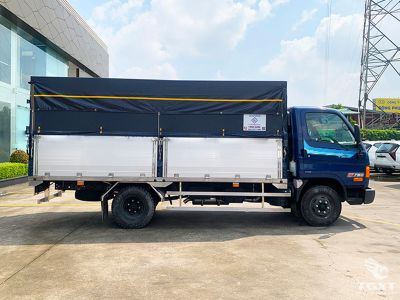 Xe tải Hyundai Mighty W750 3.5 Tấn hiện đại, tiết kiệm nhiên liệu, thiết kế rộng rãi phù hợp vận tải đô thị và đường dài.