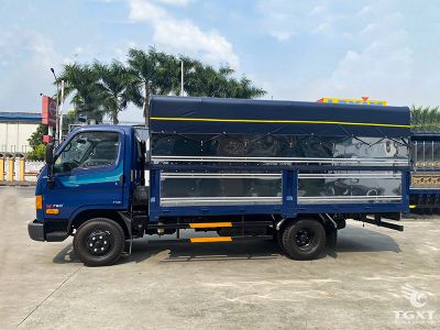 Xe tải Hyundai Mighty W750 3.5 Tấn, thiết kế đa năng, tiết kiệm nhiên liệu, phù hợp vận chuyển nội thành và xa lộ.