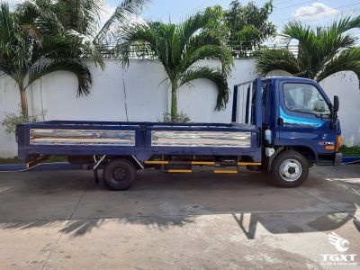 Xe tải Hyundai Mighty W750 3.5 Tấn, thùng lửng, động cơ Euro 5, thiết kế hiện đại, tiết kiệm nhiên liệu, phù hợp vận chuyển đa dạng.
