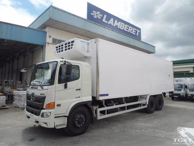 xe-tai-hino-fl8jw8a-15-tan-thung-dong-lanh-euro-5-1.jpg