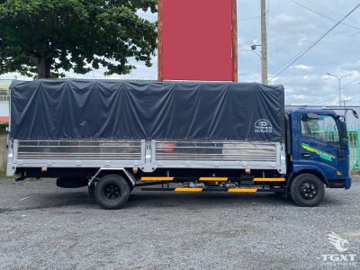 Xe tải Teraco Tera 245SL E5 2.5 Tấn với thùng dài 6.2m, động cơ Euro 5, thiết kế hiện đại, phù hợp vận chuyển đa dạng hàng hóa.