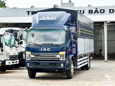 Xe tải JAC N800 Plus E5A 8.5 tấn, thiết kế vững chãi, tiết kiệm nhiên liệu, phù hợp vận chuyển hàng hóa lớn.