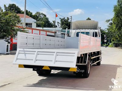 xe-tai-jac-n750-plus-e5-thung-lung-3.jpg Xe tải JAC N750 Plus E5A 7.5 tấn, thùng lửng, thiết kế khí động học, động cơ Euro 5, tiết kiệm nhiên liệu, bền bỉ, giá hợp lý.