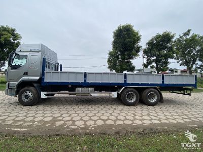 Xe tải ChengLong LZ1250M5DBT 14 Tấn, thùng lửng 9m6, cabin rộng, hệ thống ABS, khí thải Euro 5, tiết kiệm nhiên liệu, phù hợp vận chuyển hàng nặng, an toàn tuyệt đối.