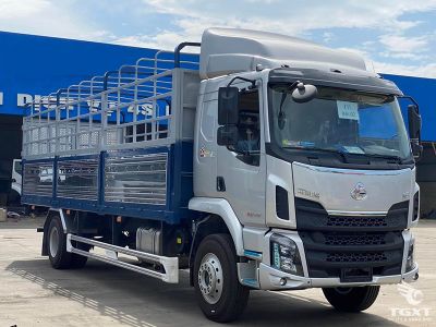 Xe tải ChengLong 8.2 Tấn, thùng bạt 8.5m, động cơ Euro 5, tiết kiệm nhiên liệu, phù hợp vận chuyển hàng hóa.