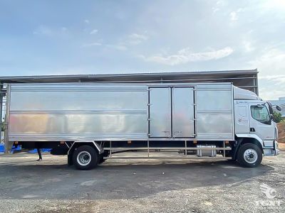 Xe tải ChengLong 7.2 tấn thùng kín, mạnh mẽ, tiết kiệm nhiên liệu, phù hợp vận chuyển hàng hóa, logistics.