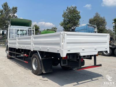 Xe tải ChengLong LZ5185XXYM3ABT 8 tấn, thùng lửng 8m2, động cơ YC4E200-50, hệ thống Fuller, tiêu chuẩn Euro 5.