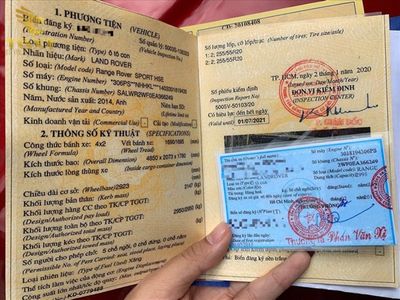 Xe tải kiểm định định kỳ theo quy định về trọng tải và tuổi xe.