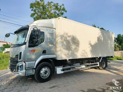 xe-tai-chenglong-lz1161m3abt-m3-170hp-9-8-tan-thung-kin-1.jpg Xe tải ChengLong LZ1161M3ABT 170HP, thùng kín 7.4m, tải trọng 9.8 tấn, động cơ mạnh mẽ, tiết kiệm nhiên liệu, phù hợp mọi loại hàng hóa.