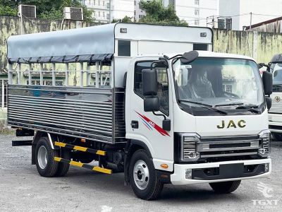 xe-tap-lai-jac-n360s-e5-tai-trong-3t6-4.jpg Xe tập lái JAC N360S E5 3.6T, xe tải chuyên dụng đào tạo lái xe, động cơ diesel 2.8L, tiêu chuẩn Euro 5, tiết kiệm nhiên liệu, giá từ 350-450 triệu.