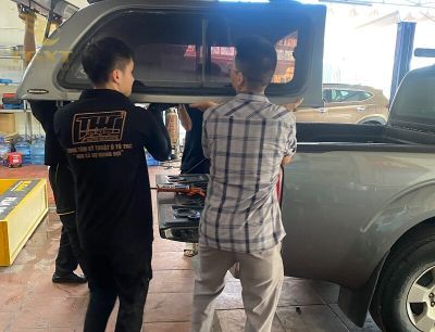 dk-xe-ban-tai-1-1.jpg Hình ảnh xe bán tải trong quy trình đăng kiểm mới nhất 2024 tại Việt Nam.