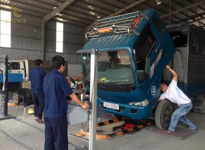 dk-bao-nam-1-1.jpg Xe tải đăng kiểm theo quy định mới nhất 2025, đảm bảo an toàn và hợp pháp.