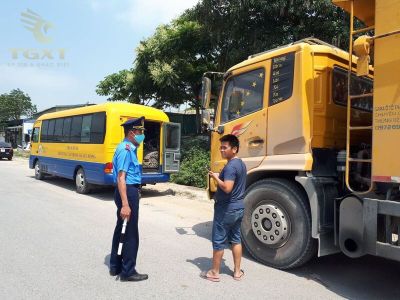chieu-dai-toi-da-1.jpg Xe tải trong hoạt động vận chuyển hàng hóa, chiều dài tối đa phù hợp quy định pháp luật Việt Nam.