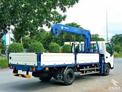xe-tai-hino-xzu720l-euro-5-gan-cau-tadano-5-khuc-1.jpg Xe tải Hino XZU720L 3 Tấn gắn cẩu Tadano, tiêu chuẩn Euro 5, nhỏ gọn, linh hoạt, phù hợp vận chuyển hàng hóa tại Việt Nam.
