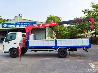 xe-tai-hino-xzu730l-euro-5-gan-cau-unic-urv344-1.jpg Xe tải Hino XZU730L 3.5 Tấn gắn cẩu Unic, công nghệ Nhật, phù hợp Việt, vận hành linh hoạt, tối ưu chi phí, thiết kế tiện nghi, đa dạng ứng dụng.