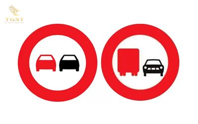 tai-vuot-1.jpg Biển báo cấm xe tải vượt P.126 trên đường cho xe tải trên 3.5 tấn, nền trắng, viền đỏ, hình xe tải và xe con.