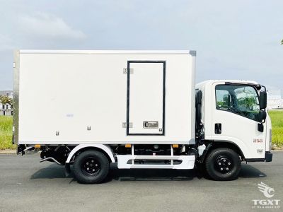 xe-tai-qkr-qlr77fe5a-1t9-thung-bao-on-5.jpg Xe tải Isuzu QKR QLR77FE5 1.9T, thùng bảo ôn, tiêu chuẩn khí thải Euro 5.