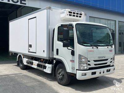 Xe tải Isuzu NPR85KE5 3.5T thùng đông lạnh, vận chuyển hàng hóa an toàn, nhiệt độ thấp, phù hợp thực phẩm, dược phẩm.