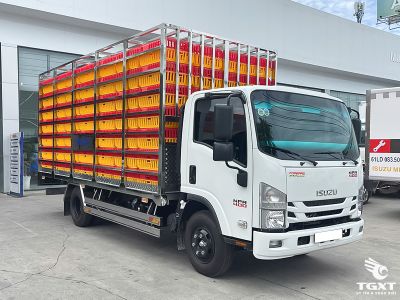 xe-tai-npr-npr85ke5-3t3-cho-gia-cam-2.jpg Xe tải Isuzu NPR 3.3 Tấn Chở Gia Cầm - Thiết kế chuyên dụng, động cơ Euro 5, chở 196 lồng gia cầm, tối ưu vận chuyển và kinh tế.