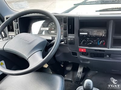 bang-dieu-khien-xe-tai-isuzu-frr-frr90ne5-5t8-1.jpg