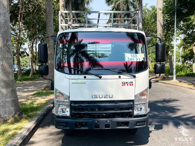 xe-tai-isuzu-qkr-qmr77he5a-1t7-thung-cho-gia-cam-1.jpg Xe tải Isuzu QKR QMR77HE5A 1.7 Tấn vận chuyển gia cầm, thùng đông lạnh cao cấp, thiết kế chuyên dụng, an toàn, hiệu quả.