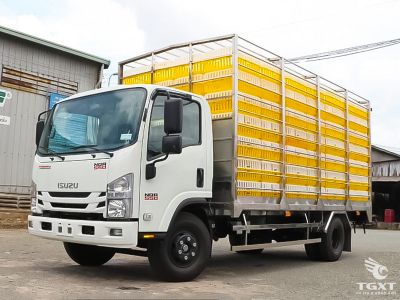 xe-tai-isuzu-nqr-nqr75le5-5t-thung-cho-gia-cam-1.jpg Xe tải Isuzu NQR NQR75LE5 5 tấn, thùng inox cao cấp chuyên chở gia cầm, tiết kiệm nhiên liệu, giá hấp dẫn, phù hợp doanh nghiệp chăn nuôi.