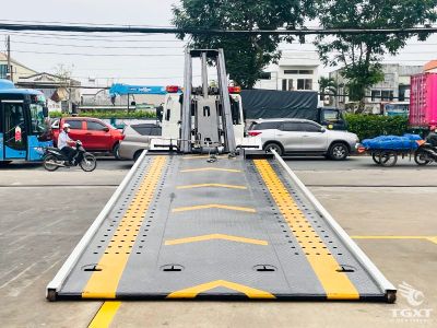 Xe cứu hộ giao thông Isuzu NQR 3.3T, động cơ 155 mã lực, hệ thống tời thủy lực, phù hợp cứu hộ xe tải.