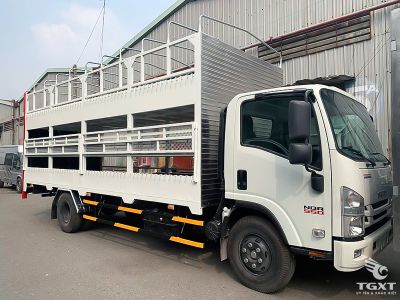 xe-tai-isuzu-nqr-nqr75me5-4t6-cho-mo-to-xe-may-4.jpg Xe tải Isuzu NQR NQR75ME5 4.6 Tấn chuyên chở mô tô, xe máy, động cơ Euro 5, cabin tiện nghi, độ bền cao.