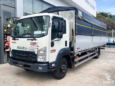 xe-tai-isuzu-frr-frr90qe5-6t-thung-bat-6.jpg Xe tải Isuzu FRR 90QE5 6 tấn thùng bạt - vận chuyển hàng hóa chuyên nghiệp