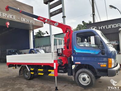 Xe tải Hyundai New Mighty N250SL 2 Tấn gắn cẩu Unic URV233, Euro 5, vận hành mạnh mẽ.