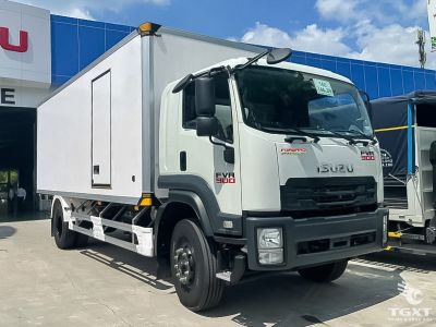 Xe tải Isuzu FVR FVR34VE5 7 tấn thùng bảo ôn, động cơ Euro 5, phù hợp vận chuyển hàng hóa nhạy cảm nhiệt độ.
