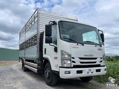 xe-tai-isuzu-nqr-nqr75le5-4t-cho-gia-suc-6.jpg Xe tải Isuzu NQR NQR75LE5 4 tấn chở gia súc, thiết kế chuyên dụng từ Nhật Bản, vận chuyển an toàn, tiêu chuẩn khí thải Euro 5.