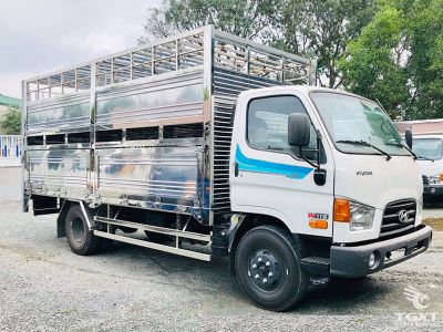 xe-tai-hyundai-mighty-w11s-5t9-cho-gia-suc-euro-5-2.jpg Xe tải Hyundai Mighty W11S 5.9 Tấn chở gia súc, động cơ Euro 5, thiết kế chuyên dụng, an toàn cao, vận chuyển hiệu quả.
