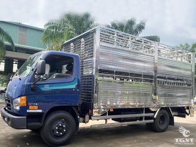 xe-tai-hyundai-mighty-w11s-5t9-cho-gia-suc-euro-5-1.jpg Xe tải Hyundai Mighty W11S 5.9 Tấn chở gia súc, Euro 5, thiết kế chuyên dụng, an toàn cao, vận chuyển hiệu quả.