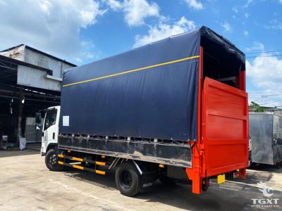 Xe tải Isuzu NPR85KE5 3.2 tấn chở mô tô, xe máy, động cơ Euro 5, thiết kế hiện đại, vận hành linh hoạt, phù hợp vận chuyển tại Việt Nam.