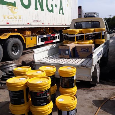 gia-nhot-theo-dung-tich-1.jpg Giá nhớt xe tải các thương hiệu hàng đầu theo dung tích 4-18 lít tháng 5/2025