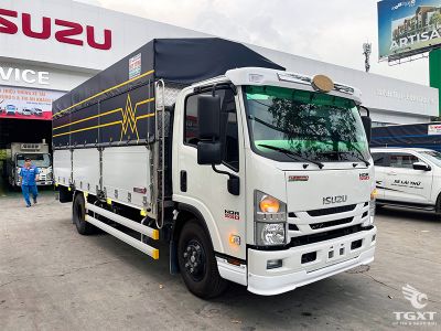 Xe tải Isuzu NQR 4.9T với thùng bạt linh hoạt, hiệu suất cao, tiết kiệm nhiên liệu, phù hợp vận chuyển hàng hóa doanh nghiệp.