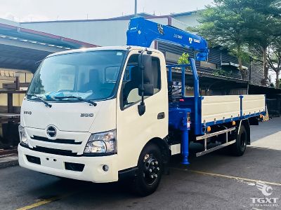 xe-tai-hino-xzu730l-euro-5-gan-cau-tadano-7.jpg Xe tải Hino XZU730L 3 tấn gắn cẩu Tadano TM-ZE305MH Euro 5, nâng cao hiệu quả vận chuyển, tầm với 14,6m, sức nâng 3.030 kg, thân thiện môi trường.