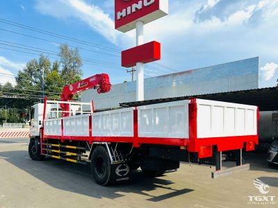 xe-tai-hino-fg8jp8a-6t8-gan-cau-unic-urv555-euro-5-6.jpg Xe tải Hino FG8JP8A 6.8T gắn cẩu Unic URV555, động cơ Euro 5, vận chuyển và nâng hạ hàng hóa nặng.
