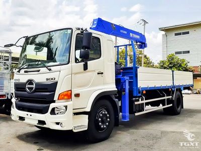 Xe tải Hino FG8JP8A 6.2 tấn, trang bị cẩu Tadano TM-ZT503H, động cơ Euro 5, phù hợp vận chuyển hàng hóa công trình, logistics.