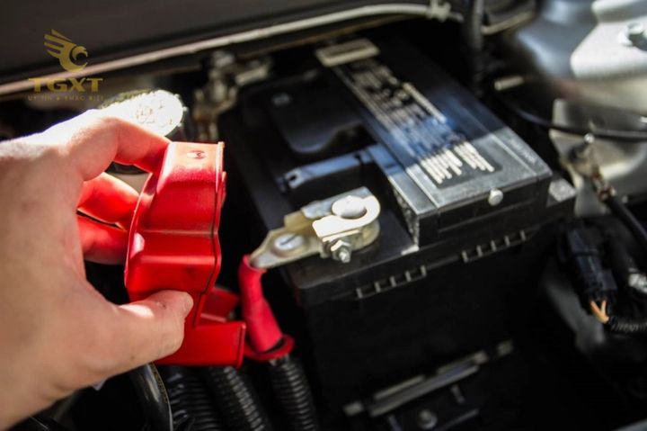 Dấu hiệu hư hỏng trục láp xe tải giúp nhận biết sớm để đảm bảo an toàn vận hành.