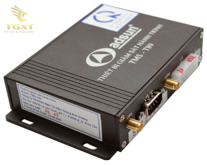 Hướng dẫn cách đọc dữ liệu hộp đen xe tải từ cơ bản đến nâng cao, đảm bảo an toàn và hiệu quả vận hành.