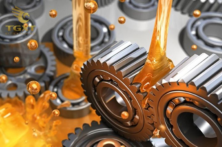 Dầu hộp số xe tải đa dạng, ảnh minh họa cho các loại dầu phổ biến.