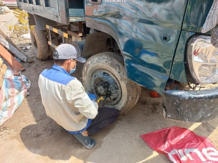 Lốp xe tải cần vá các lỗi phổ biến để đảm bảo an toàn và hiệu suất vận hành.