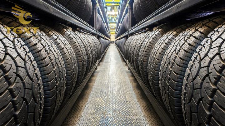 Lốp xe tải với thiết kế có rãnh phù hợp để đảm bảo an toàn tối đa khi vận hành.