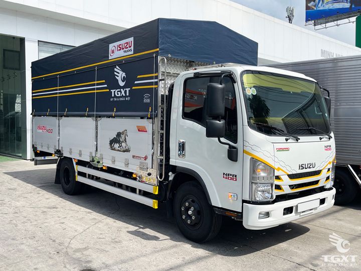 Xe tải Isuzu NPR NPR85KE5A 3.5 tấn, đa dạng tùy chọn thùng, động cơ mạnh mẽ, tiết kiệm nhiên liệu phù hợp nhu cầu vận chuyển tại Việt Nam.